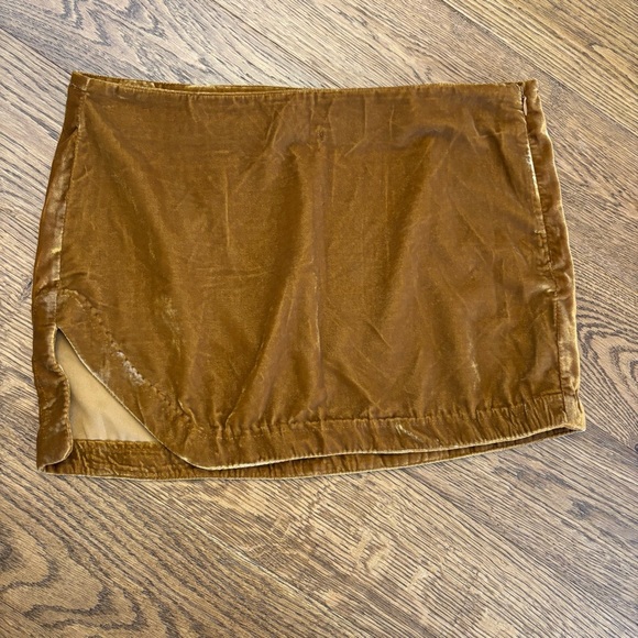 Free People copper velvet mini skirt - Picture 2 of 7